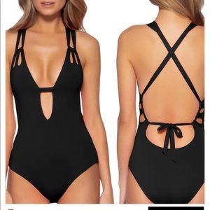 Becca Skylar Plunge One piece swimsuit size small